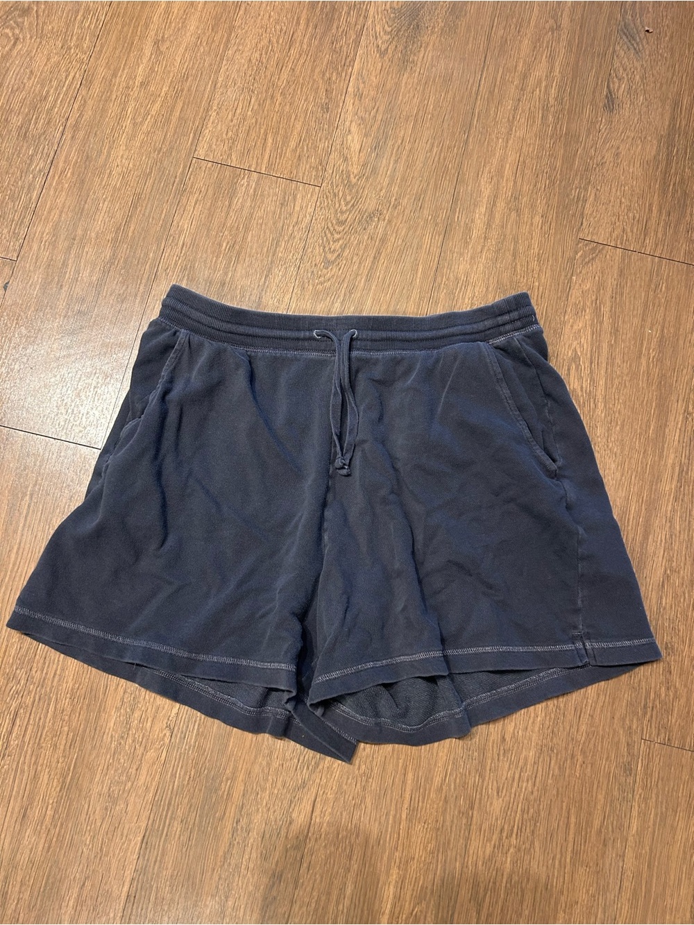Old Navy navy lounge baggy shorts size L